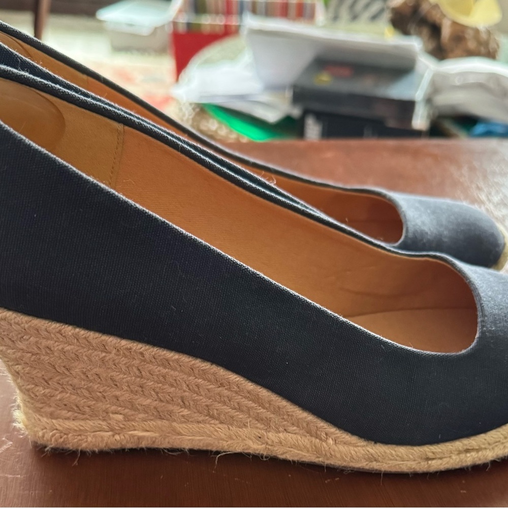 J. Crew Women's Navy Espadrille Wedges Sz 9.5 VGUC - Picture 3 of 6
